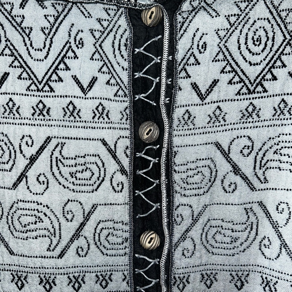 Handmade Geometric Patterned Cotton Jacket in Black and Gray Large - Picture 3 of 3